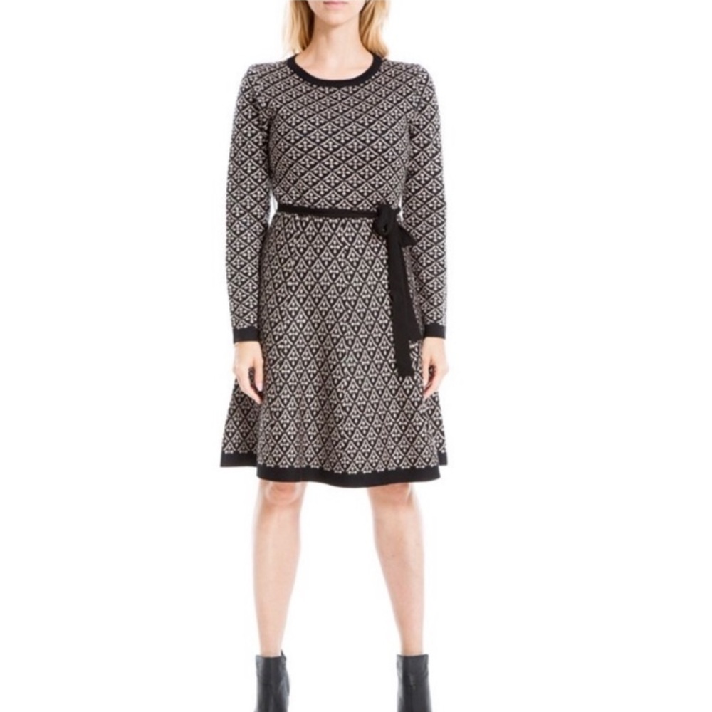 Max Studio | Black and Tan Long Sleeve Sweater Dress